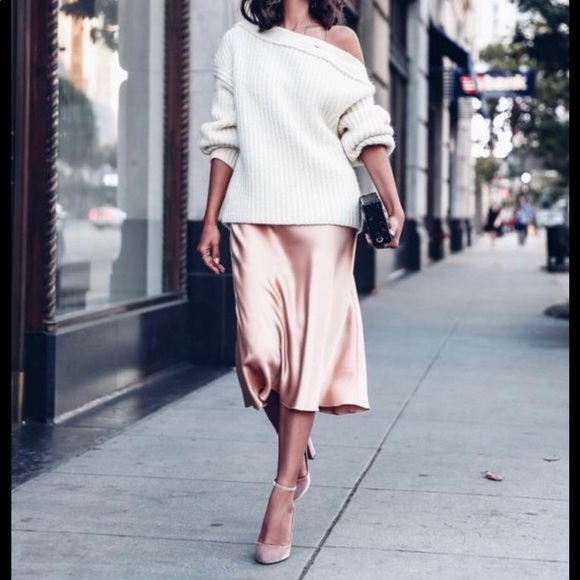 NWT- Slip dress blush , size 6 - Picture 4 of 7